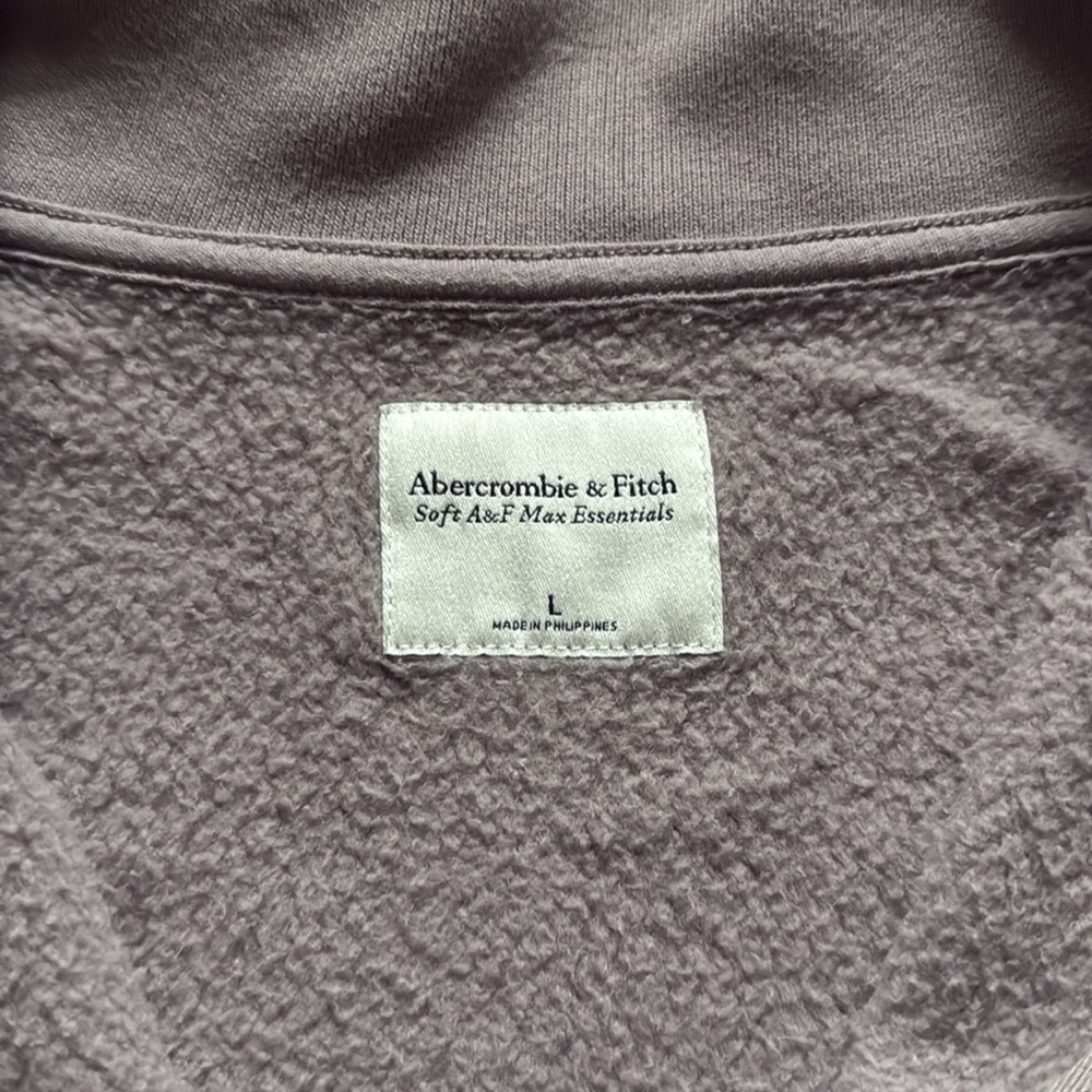 Abercrombie & Fitch Soft A&F Max Essentials Quarter Zip - Picture 2 of 6